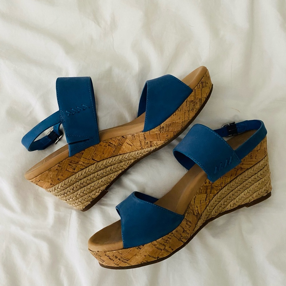 UGG blue wedge Espadrille sandals